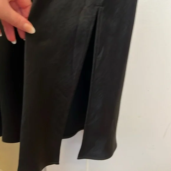 Brand New with Tags! Elegant Gap Black Satin Highneck Sleeveless Dress - Picture 7 of 7